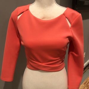 Bebe wrap cropped top